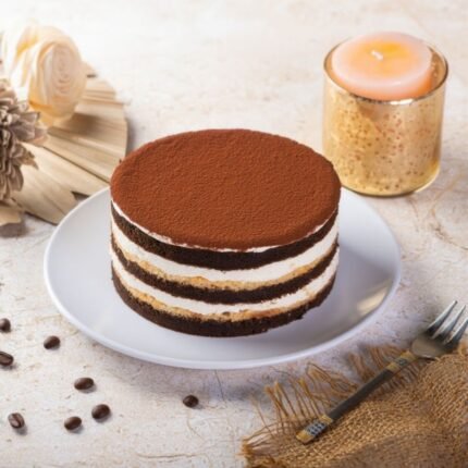 Tiramisu Cake